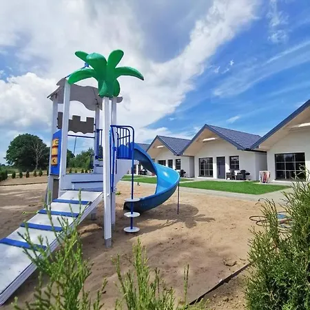 Ferienhaus Portowe Caloroczne Letniskowe Jacuzzi Bawialnia Plac Zabaw *
