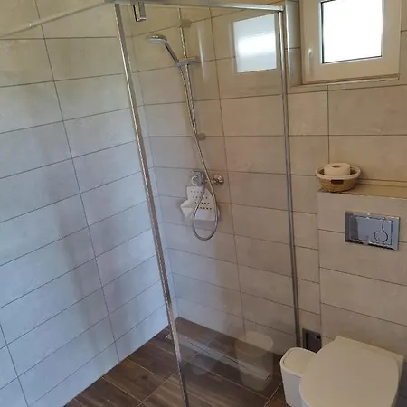 Portowe Caloroczne Letniskowe Jacuzzi Bawialnia Plac Zabaw *